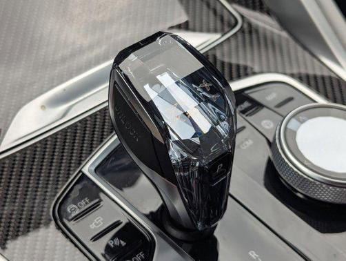 2023 BMW X6 M50i