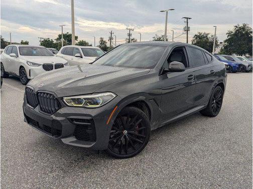 2023 BMW X6 M50i
