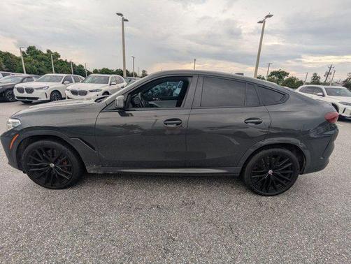 2023 BMW X6 M50i