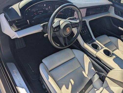 2022 Porsche Taycan 4S