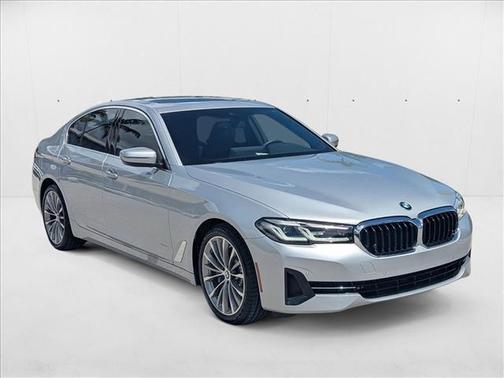 2021 BMW 530 530i