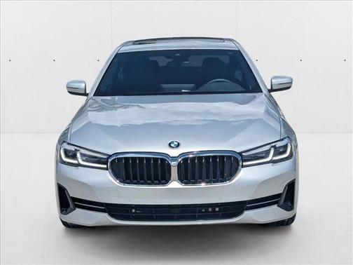 2021 BMW 530 530i