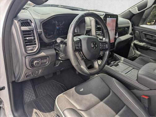Bright White Clearcoat 2025 RAM 1500 Limited