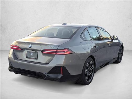 Oxide Grey Metallic 2027 BMW 530 i