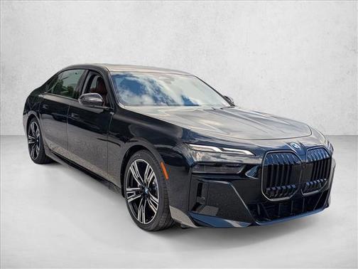 2025 BMW 740 i xDrive