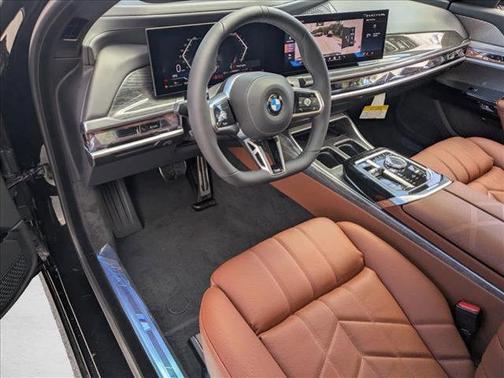 2025 BMW 740 i xDrive