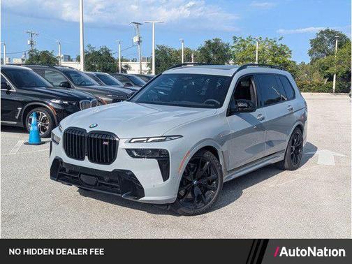 Brooklyn Grey Metallic 2027 BMW X7 M60i