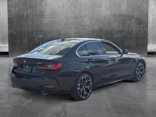 2025 BMW 330 i