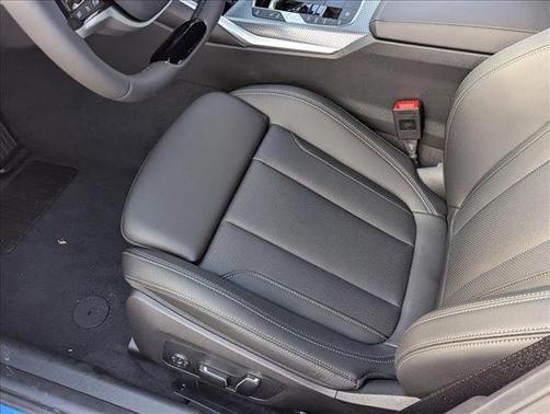 2025 BMW 330 i