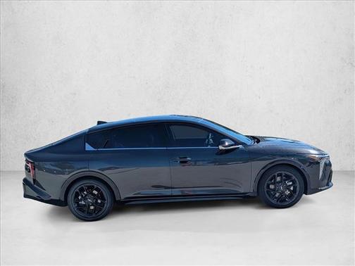 2025 Kia K4 GT-Line Turbo