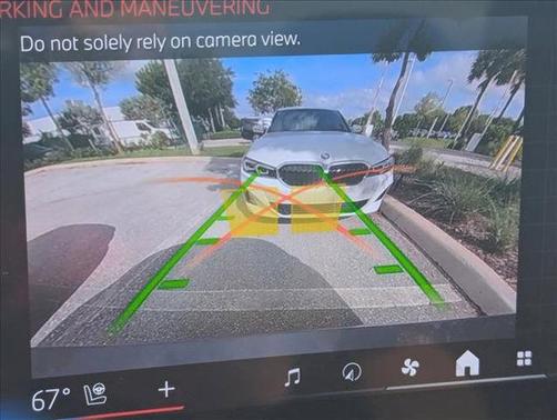 2025 BMW 330 330i Sedan