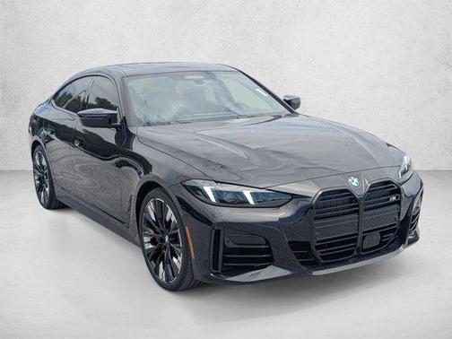 Black Sapphire Metallic 2026 BMW M440 i
