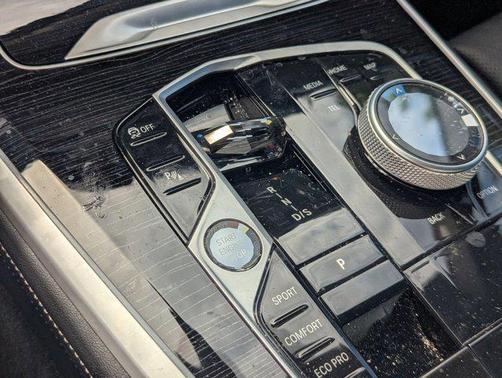 Black Sapphire Metallic 2024 BMW X5 xDrive40i