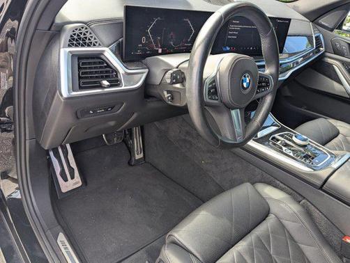 Black Sapphire Metallic 2024 BMW X5 xDrive40i