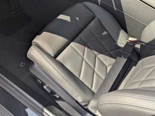 Black Sapphire Metallic 2026 BMW i5 eDrive40