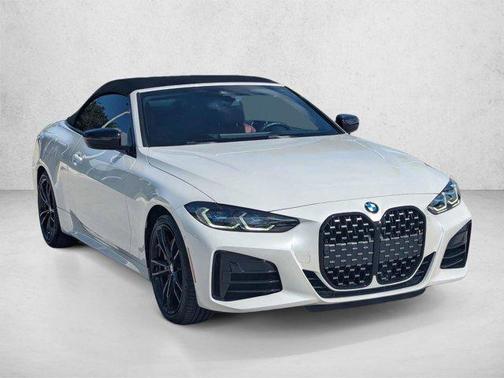 Mineral White Metallic 2024 BMW M440 i xDrive