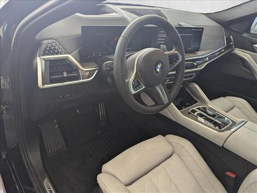 Carbon Black Metallic 2026 BMW X6 xDrive40i