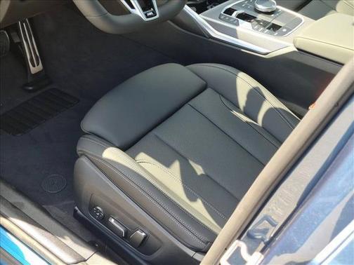 Arctic Race Blue Metallic 2026 BMW 330 330i