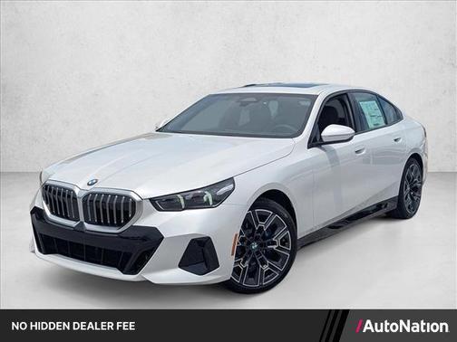 Mineral White Metallic 2027 BMW 530 i