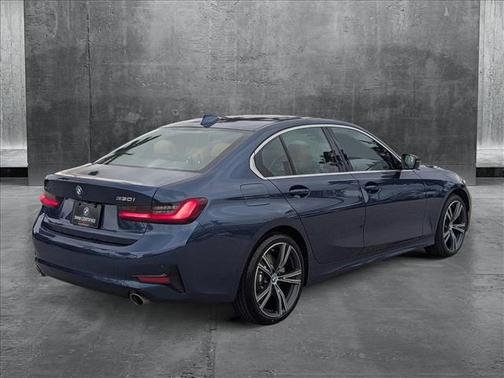 2022 BMW 330 xDrive
