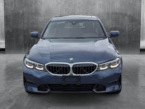 2022 BMW 330 xDrive