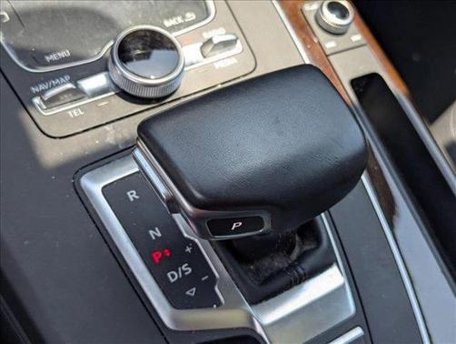 2018 Audi Q5 2.0T Premium Plus