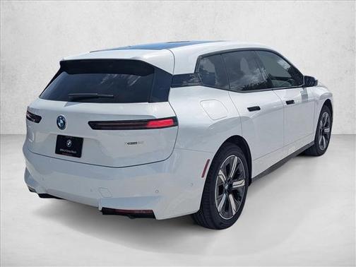 2026 BMW iX xDrive60