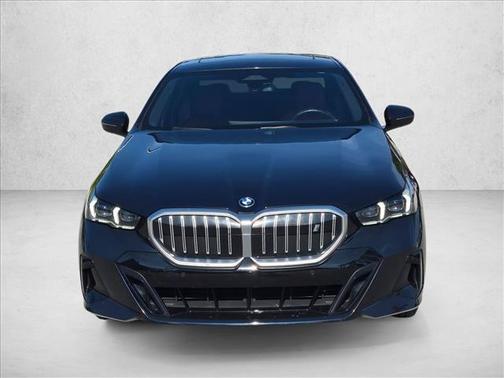 Carbon Black Metallic 2024 BMW i5 eDrive40