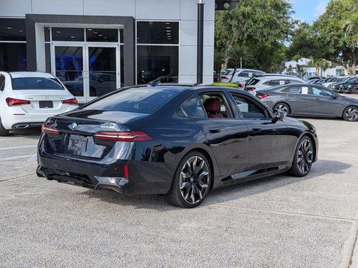 Carbon Black Metallic 2024 BMW i5 eDrive40