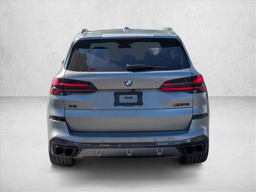 2025 BMW X5 M60i