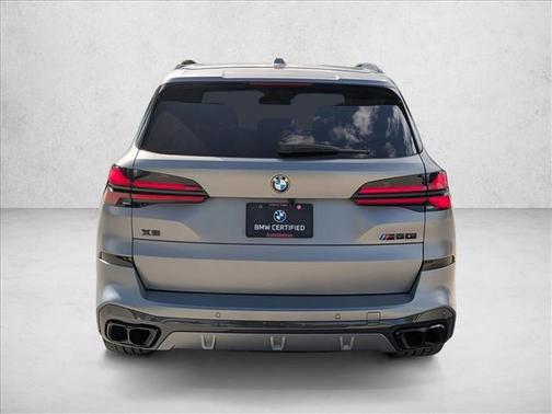 2025 BMW X5 M60i