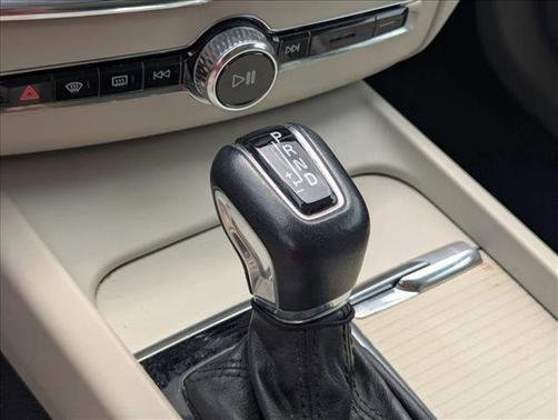 2019 Volvo XC60 T5 Momentum