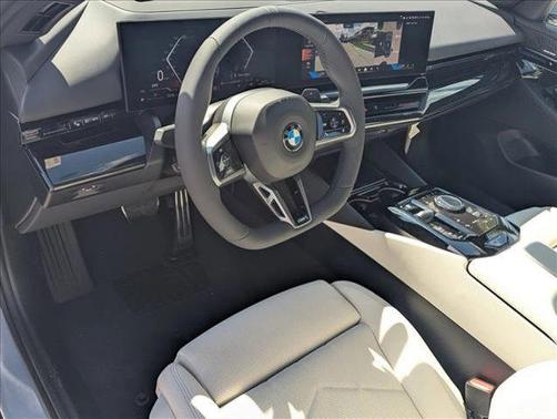 2026 BMW 530 530i