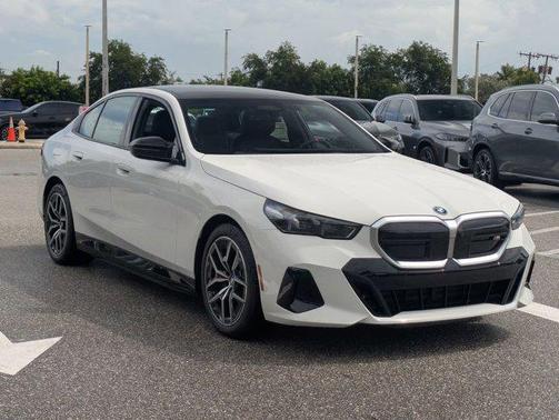 Alpine White 2026 BMW i5 M60