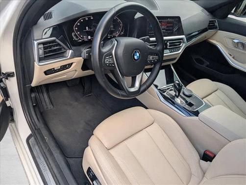 Mineral White Metallic 2019 BMW 330 330i
