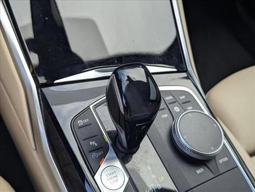Mineral White Metallic 2019 BMW 330 330i