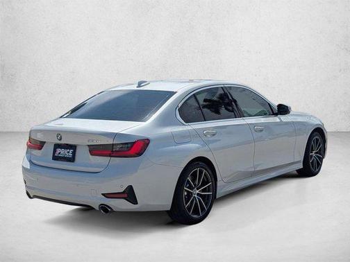 Mineral White Metallic 2019 BMW 330 330i