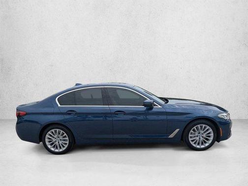 Phytonic Blue Metallic 2023 BMW 530 i