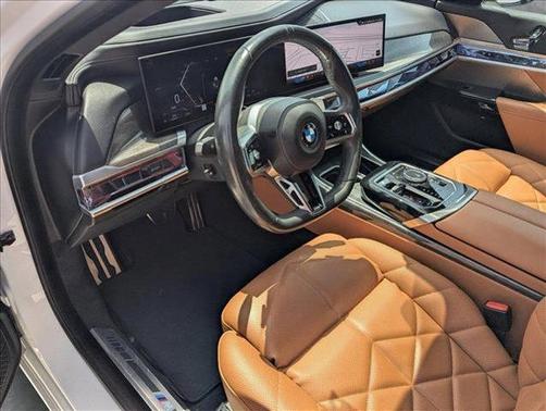 2023 BMW 740 i