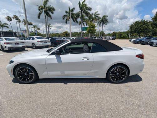 Mineral White Metallic 2027 BMW M440 i xDrive