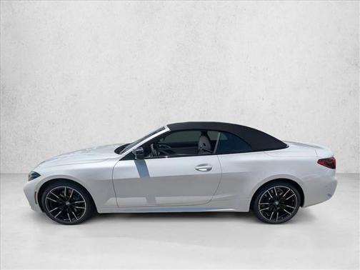 Mineral White Metallic 2027 BMW M440 i xDrive
