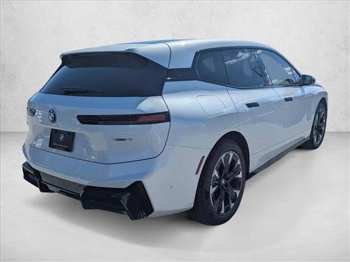 2026 BMW iX xDrive45