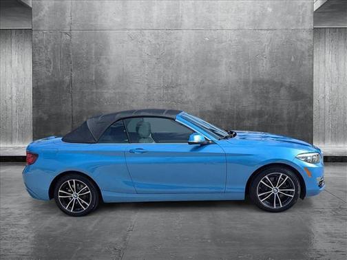2020 BMW 230 230i