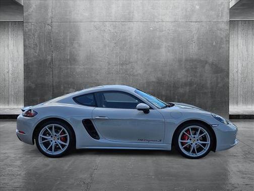 2024 Porsche 718 Cayman S