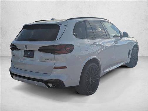 Mineral White Metallic 2026 BMW X5 sDrive40i