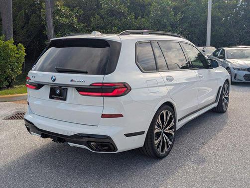 Alpine White 2027 BMW X7 M60i