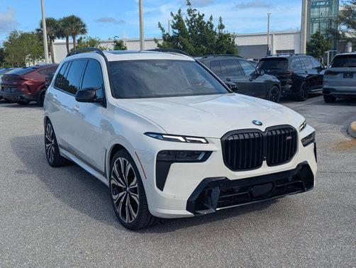 Alpine White 2027 BMW X7 M60i