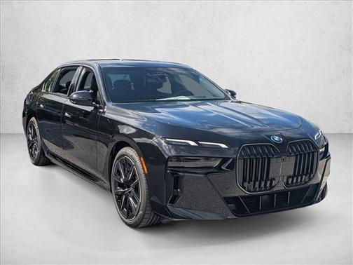 Black Sapphire Metallic 2026 BMW 750e i xDrive