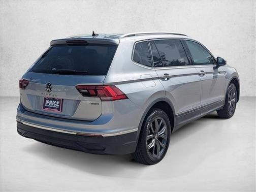 Pyrite Silver Metallic 2022 Volkswagen Tiguan 2.0T SE 4MOTION