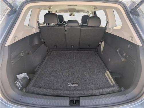 Pyrite Silver Metallic 2022 Volkswagen Tiguan 2.0T SE 4MOTION